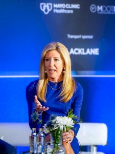 Stephanie Link (CNBC) Wikipedia, Age, Salary, Husband, Net Worth, Bio ...